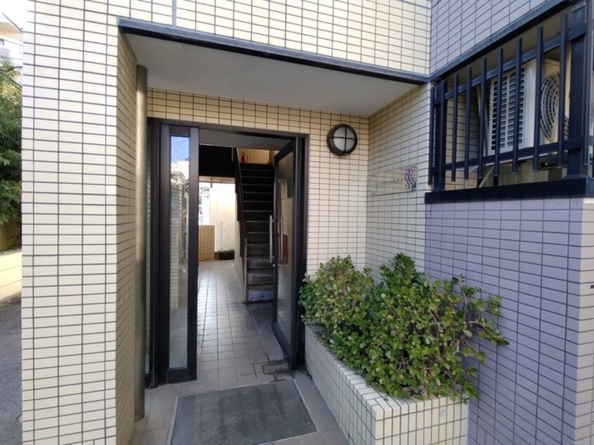 エントランス部分 リアーズ江坂