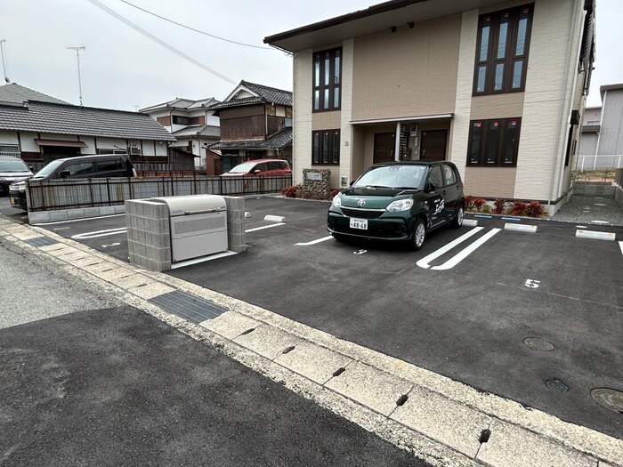 駐車場 アミティ屋敷町