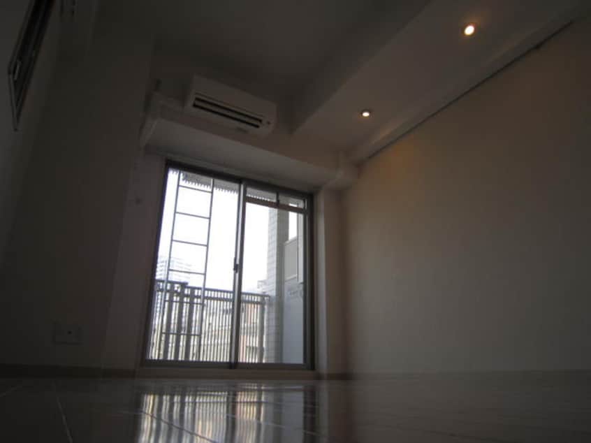 居室 エスリ－ド中山手・県庁前(504)