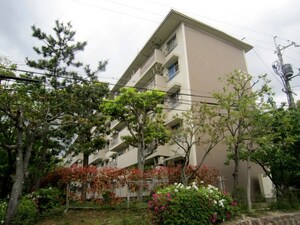 箕面粟生第二住宅25号棟（401）
