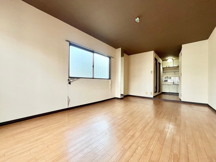 居室 パインハイム春日野道