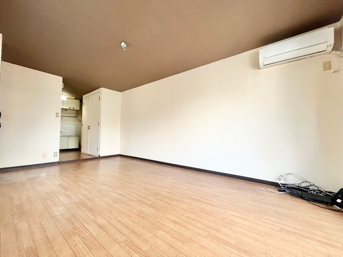 居室 パインハイム春日野道