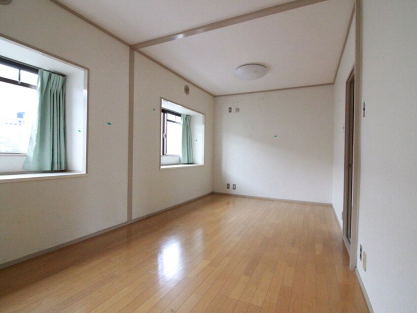 居室 西京区大枝南福西町貸家