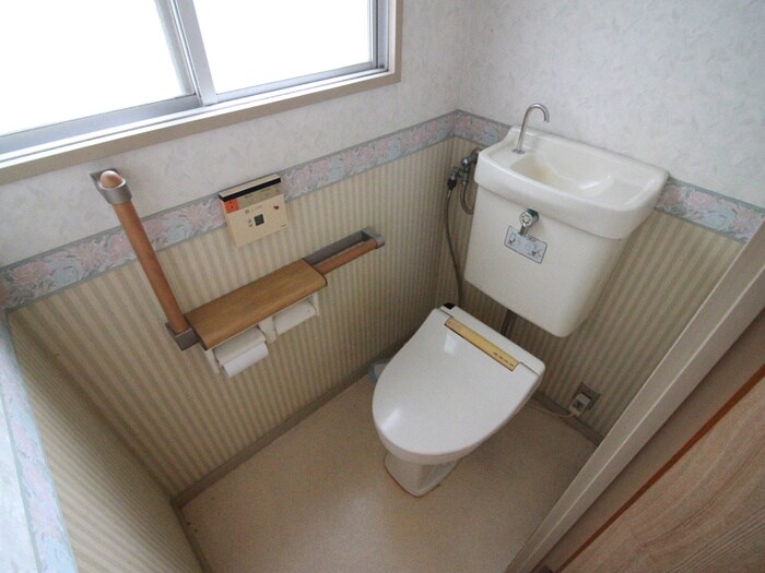 トイレ 西京区大枝南福西町貸家