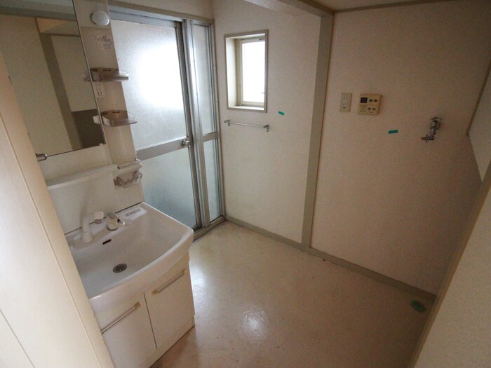 洗面 西京区大枝南福西町貸家