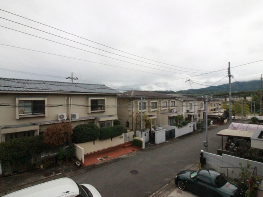 室内からの展望 西京区大枝南福西町貸家