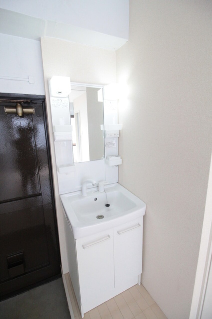 洗面 ヴィラナリ－淡路