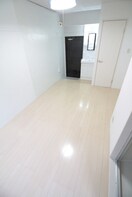 居室 ヴィラナリ－淡路