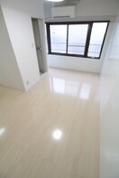 居室 ヴィラナリ－淡路