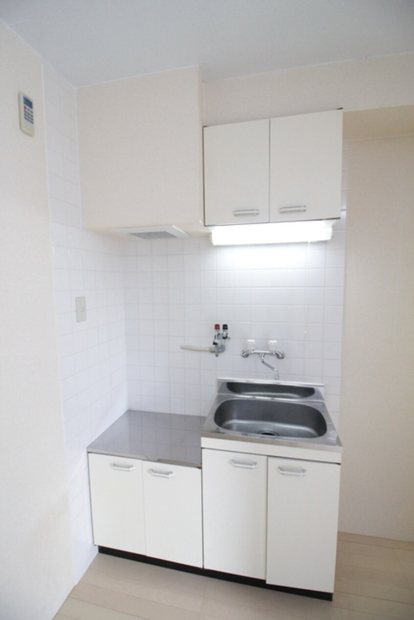 キッチン ヴィラナリ－淡路