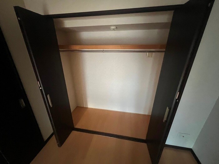 収納 第７アローズ江坂公園