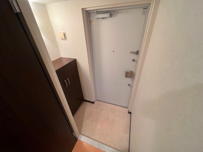 玄関 第７アローズ江坂公園