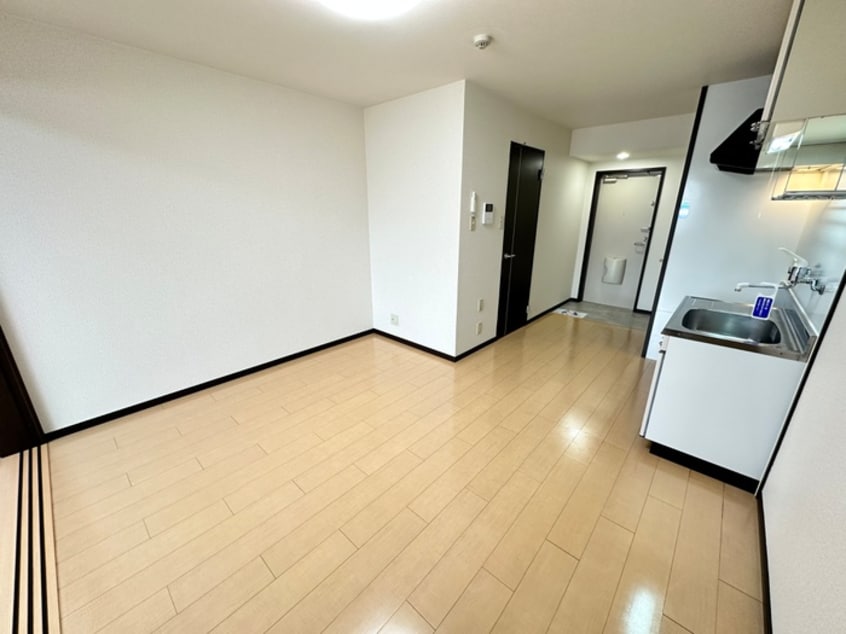 居室 コリ－ヌ池上