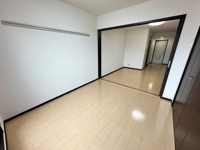 居室 コリ－ヌ池上