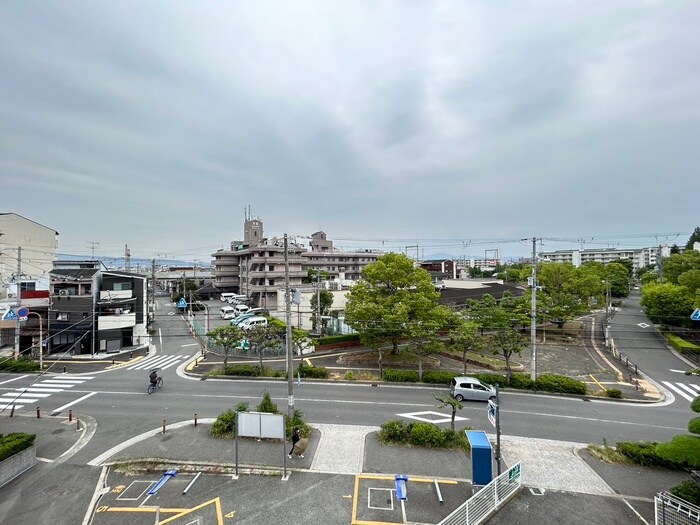 室内からの展望 プリンスビラモモ