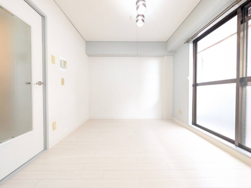 居室 シャルマンフジ伏見壱番館