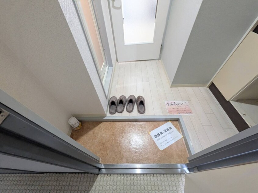 玄関 シャルマンフジ伏見壱番館