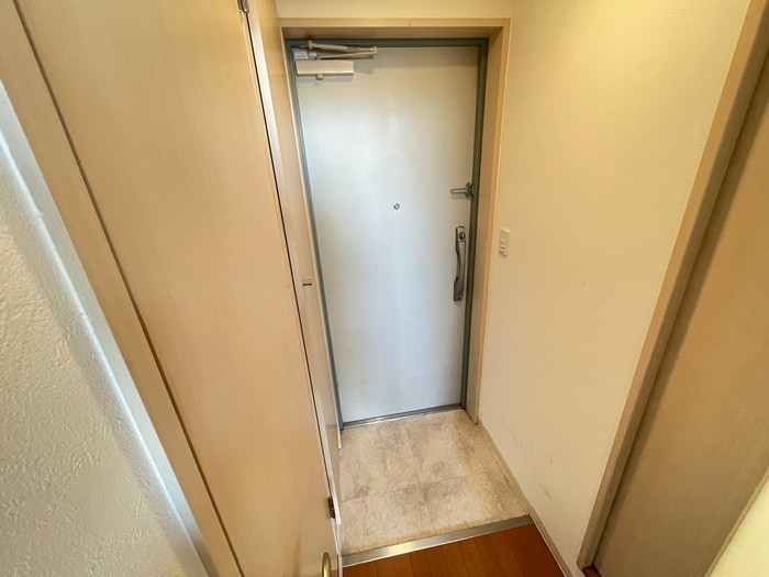 玄関 ファイブコート阪南町