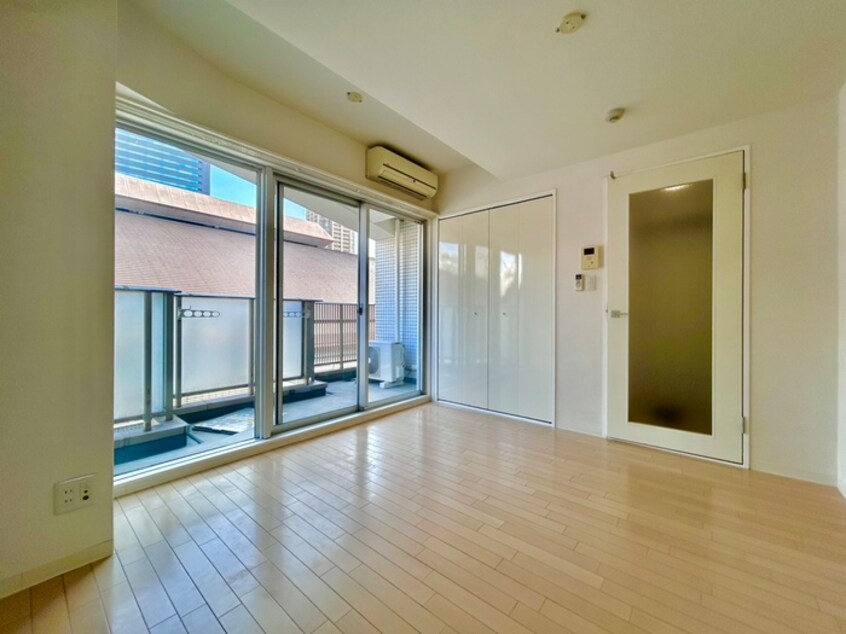 居室 CHATEAU NAMBA RIPPLE