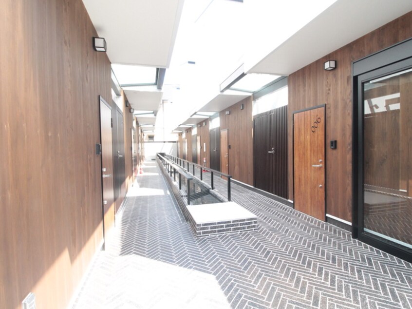 エントランス部分 Ｆｏｒｅｓｔ＋