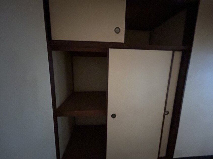 収納 サリーズ西明石