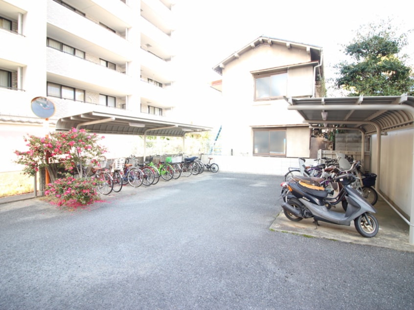 駐輪場 パレ　エレガンテ