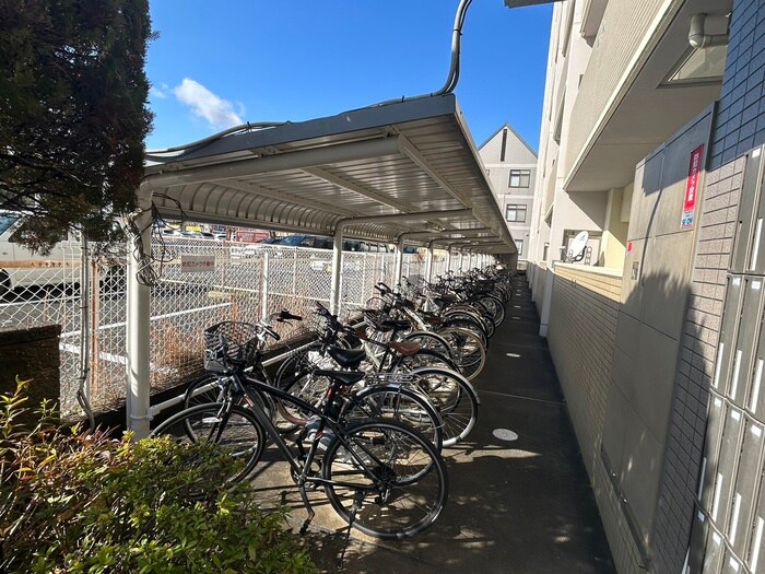 駐輪場 パサディナパーク