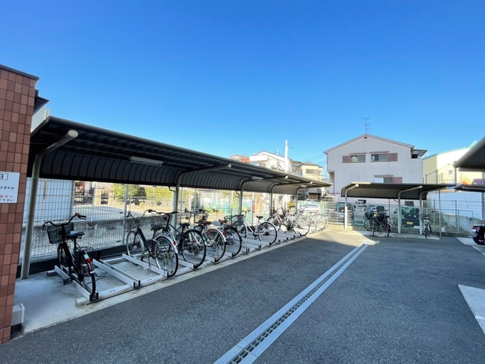 駐輪場 プロスパ－