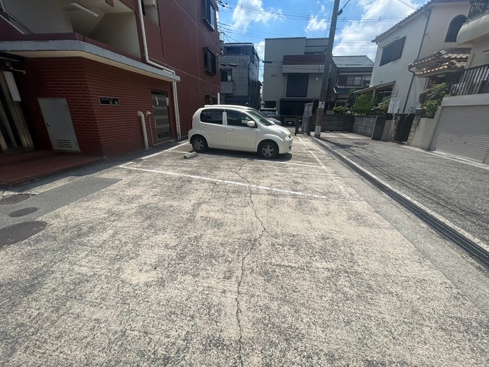 駐車場 エレガンス箕面