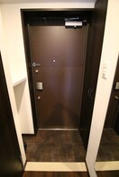 玄関 レオングラン新大阪レジデンス