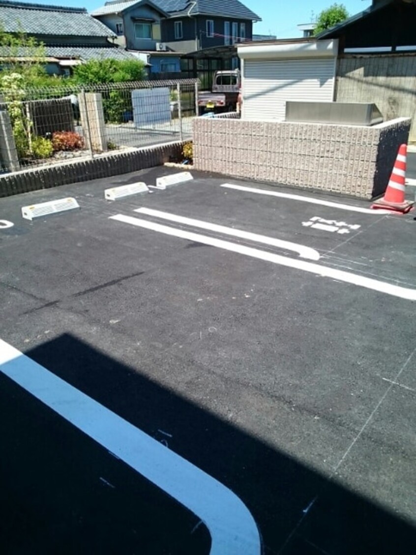 駐車場 サンライズⅢ