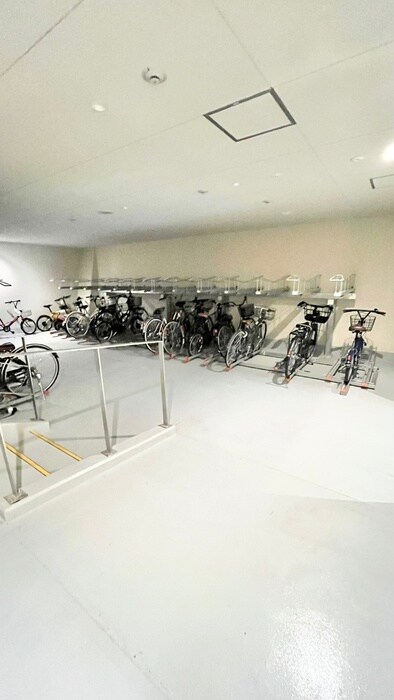 駐輪場 Dimus北浜