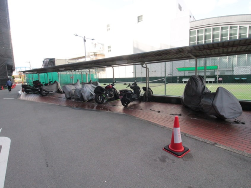 バイク置き場 エバーグリーン淀川２号棟(929)