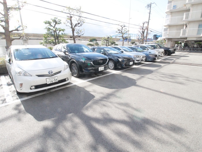 駐車場 エバーグリーン淀川２号棟(929)