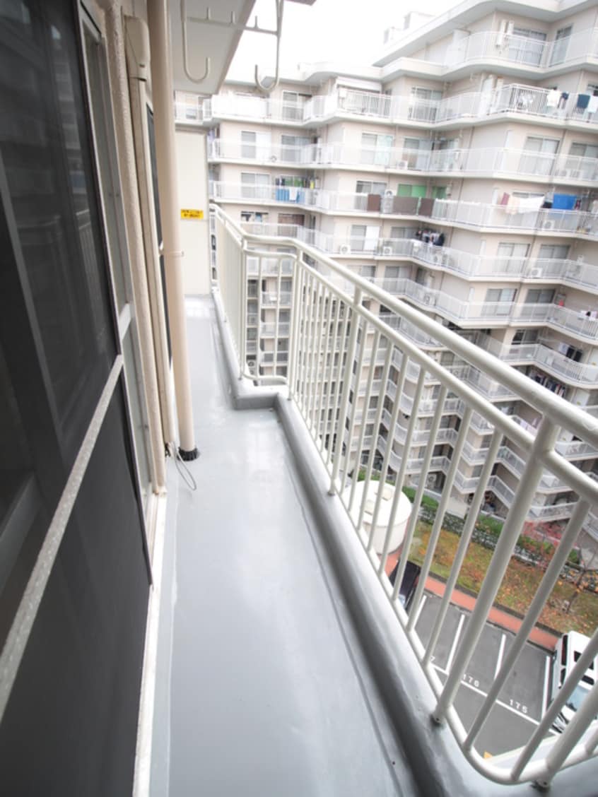 ベランダ・バルコニー エバーグリーン淀川２号棟(929)
