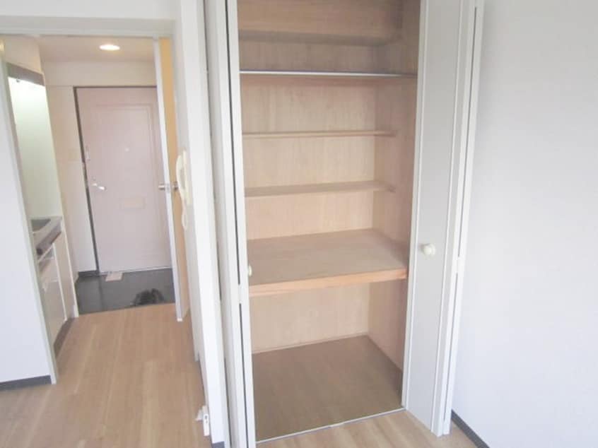 収納 アクセスコ－ト箕面