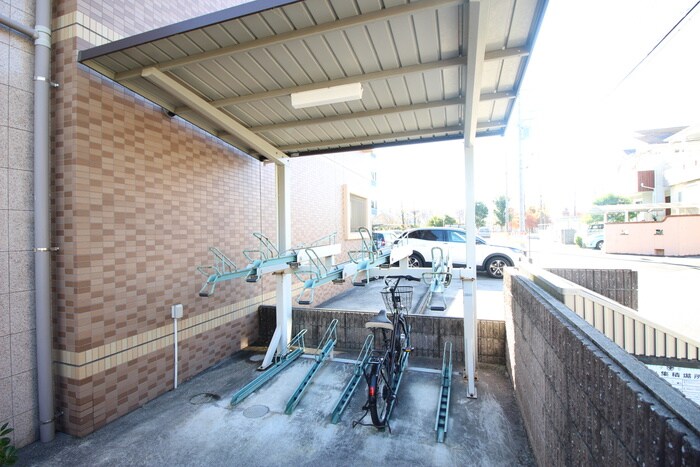駐輪場 ボルベ－ル