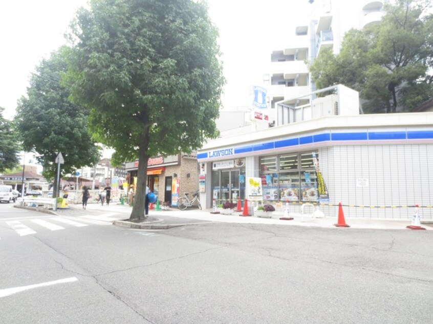 ローソン武庫之荘駅前店(コンビニ)まで224m ビバハイツ武庫之荘