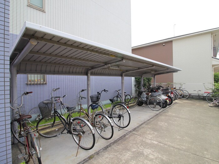 駐輪場 ヴェルドミールステラ