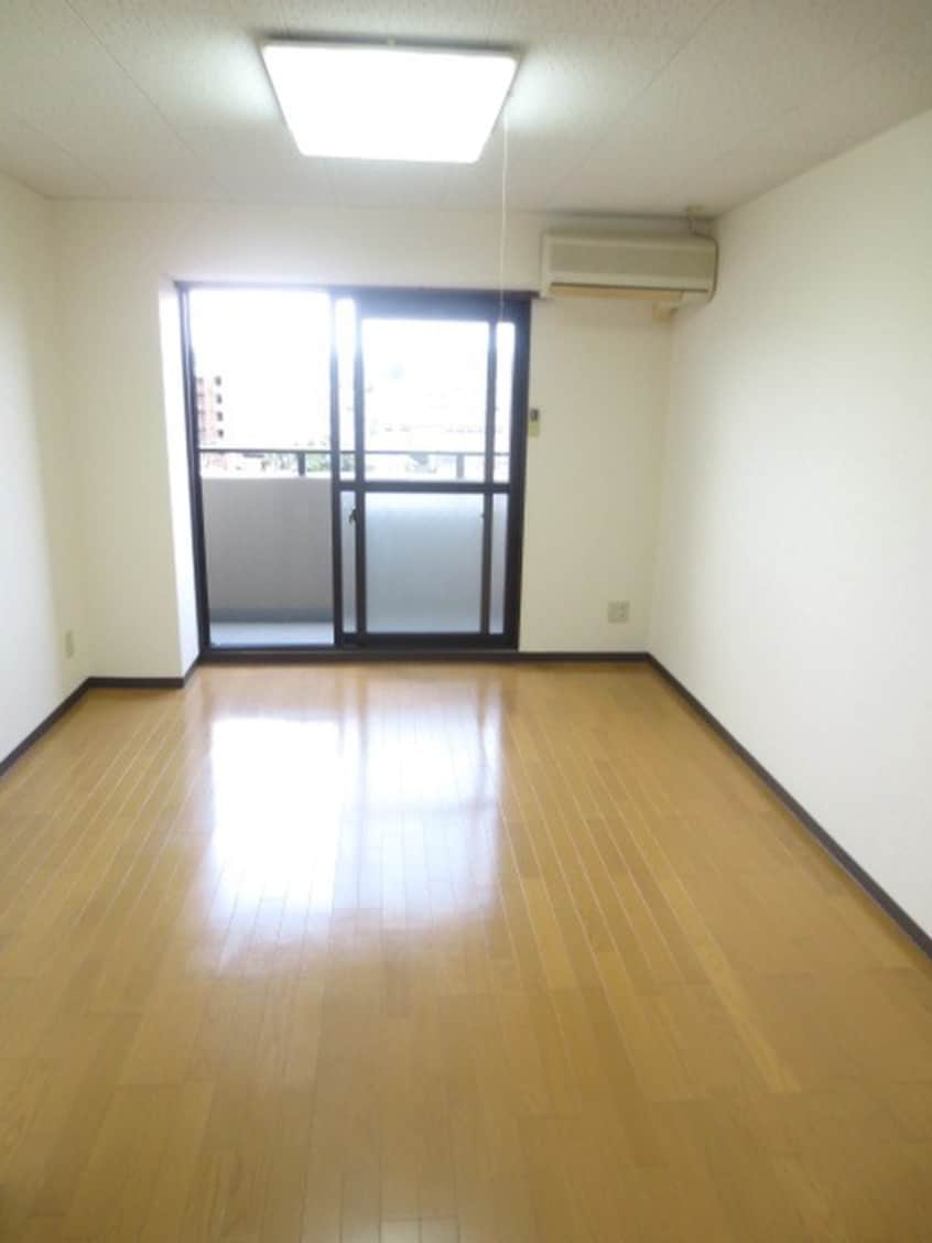 居室 クロ－バ－ハイツⅢ