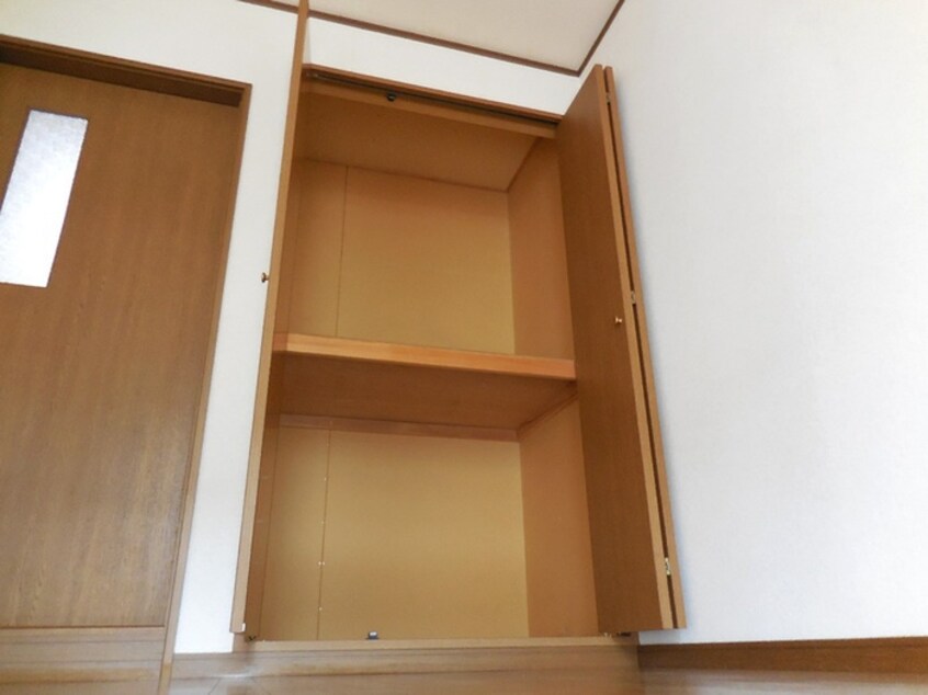 収納 セレナータ