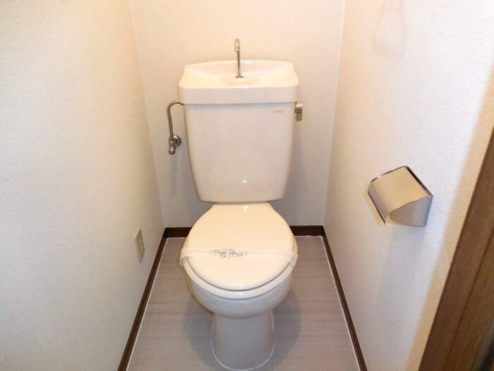 トイレ セレナータ