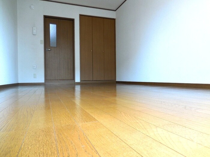 居室 セレナータ