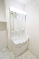 洗面 ロ－タス赤川