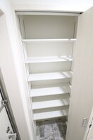 靴箱 ロ－タス赤川