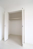 収納 ロ－タス赤川