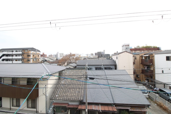 室内からの展望 ロ－タス赤川