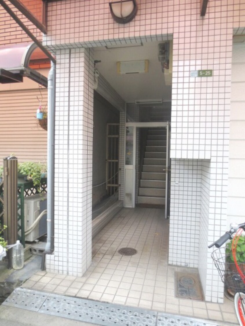 エントランス部分 ジャンク此花