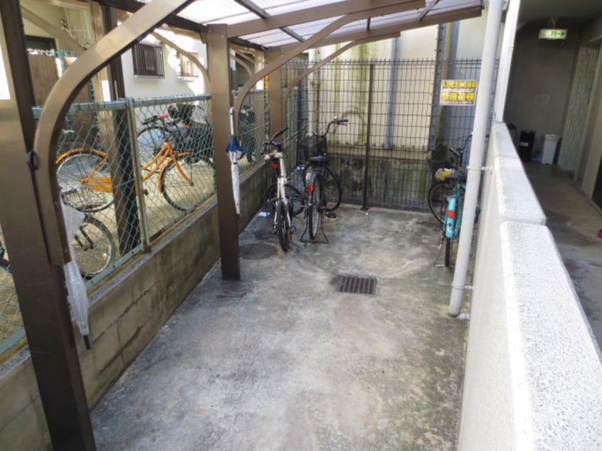 駐輪場 ハイム中倉