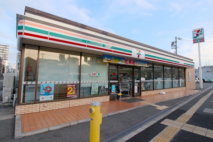 セブンイレブン豊中庄内西町２丁目店(コンビニ)まで219m フジパレス庄内西町